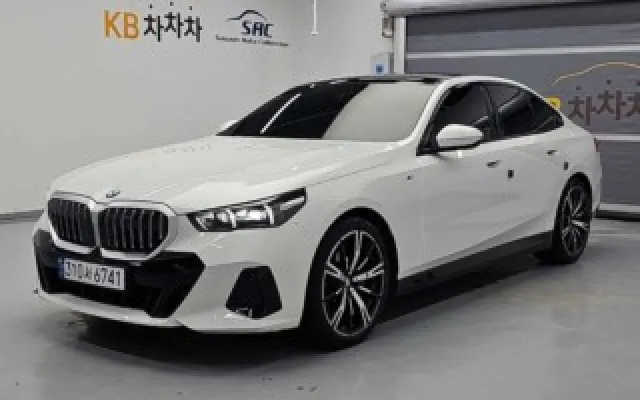 5시리즈 (G60) 530i xDrive 매물 사진 14 - 2025/06 37,714km